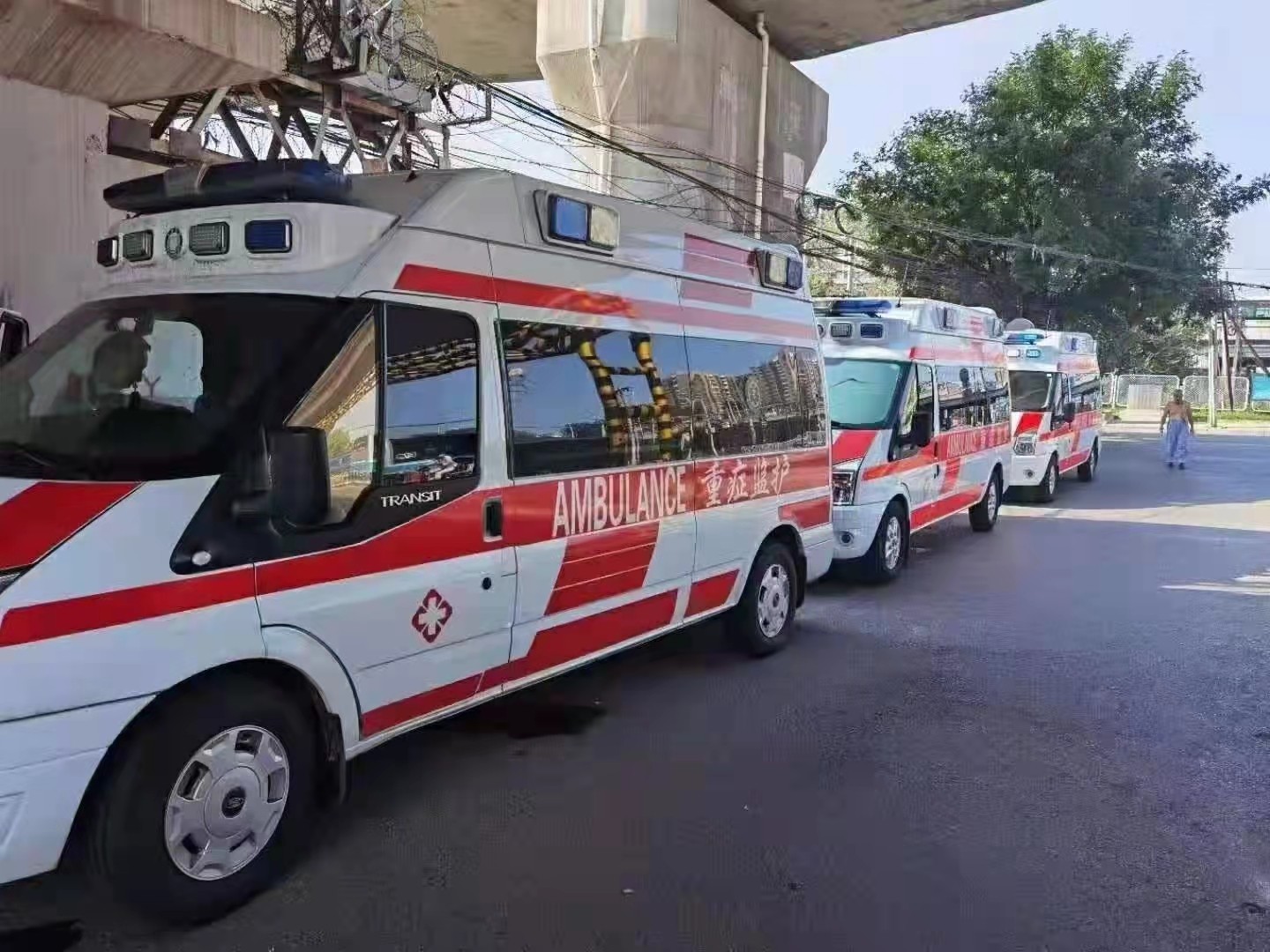 兴化市救护车出租